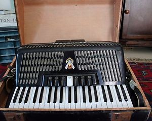 old scandalli accordion