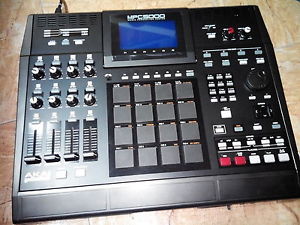 akai mpc 5000, 192MB RAM, 250GB HDD, Black Fat Pads. Near Mint