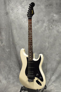Fender Japan Stratocaster ST62 FR Vintage White 2010-012 Made in Japan E-guitar