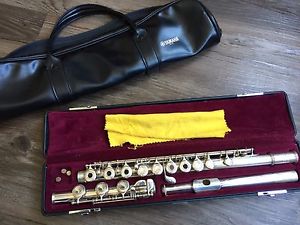 YAMAHA SILVER FLUTE 481 II 925 (w/ B Foot Joint)