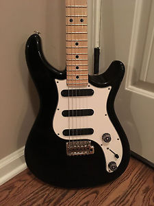 Paul Reed Smith DC3 (PRS DC-3) Black w/ maple fretboard