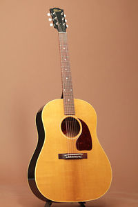 Gibson Acoustic Guitar 1947 J50 
