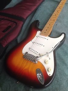 G & L Legacy Real Leo Fender 3 bolt 1993 Strat