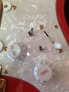 Fender Classic Series 50's Fiesta Red