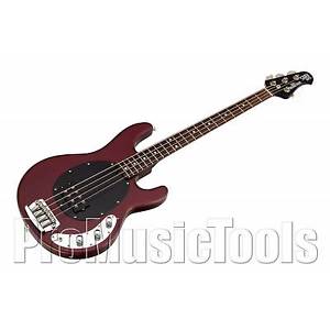 Music Man USA Stingray SUB Bass 4 SR - Structured Red *exc. cond.* s.u.b.