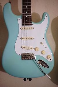 MJT WARMOTH FENDER STRATOCASTER AMERICAN LIGHT RELIC'D DAPHNE BLUE AGED WORN
