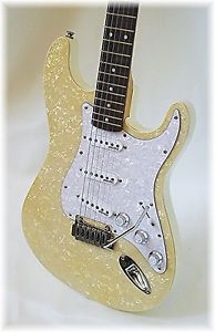 DILLION - New pearl  Straty in Antique ivory. Must see !!