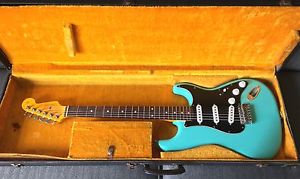 Fender Road Worn 60s Stratocaster Electric Guitar: Customized & Upgraded W/ HSC