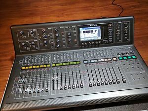 Midas M32 w/flight case