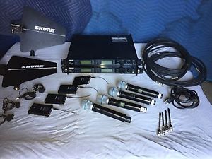 04 CHANNEL  SHURE UR4D+  WIRELESS MICROPHONE SYSTEM w/case