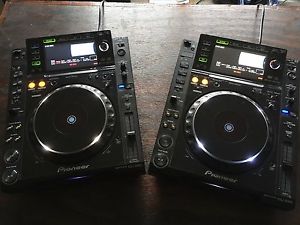 2 Pioneer CDJ-2000 Pro-grade DJ Muti Player - Works with Rekordbox