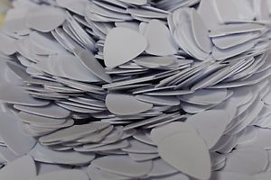 .80 1.0 1.5 2.0mm GUITAR PICKS White Bulk High Quality | Tortex & Fender Style