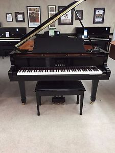 Yamaha Model:C3 6'1" Grand Piano & Bench Ebony Polish Finish $12,500.00