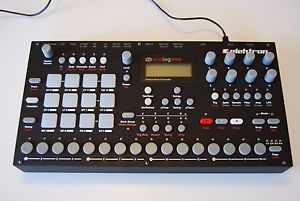 ELEKTRON RYTM Analog drum machine 8-voice drum computer w/Decksaver & Manual