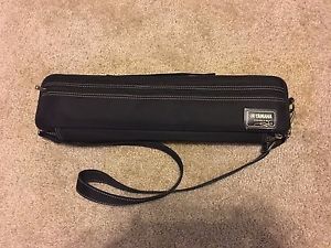 Yamaha YFL-684 Flute, C Sharp Trill Key, B Flat Foot, Professional Series.