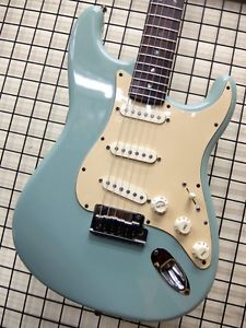 Fender FSR American Deluxe Stratocaster made 2006 Electric Guitar Free shipping