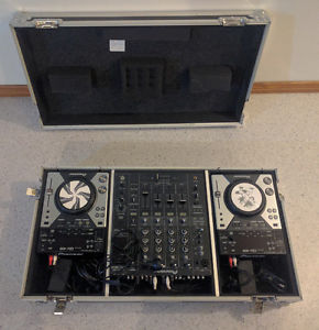 Pioneer 2x CDJ 400 + DJM 800 with road case