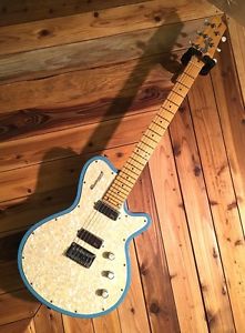Godin Radiator 1999 Made in Canada Rock Maple Neck E-Guitar Blue Free Shipping
