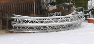 KREIS 3 PUNKTE TRUSS 4m Durchmesser Global Truss F33