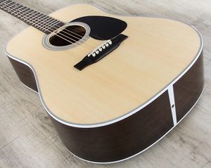 Martin Standard D‑28 Dreadnought Acoustic Guitar Ebony Fingerboard Natural +Case
