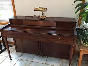 Wurtlzer Piano