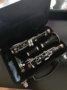 Yamaha YCL 450N Wooden Bb Clarinet - Intermediate Clarinet - Amazing Condition