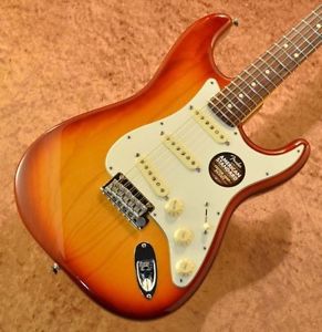 Fender American Standard Stratocaster Ash Sienna Sunburst (#US14036203) /512
