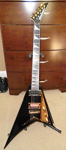 Jackson Randy Rhoads RRT-5 Pro Seymour Duncan Dimarzio Gator Hardshell Case