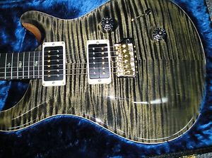 PRS Paul Reed Smith Custom 24 Artist Package Figured Maple Neck. 2017 Obsidian