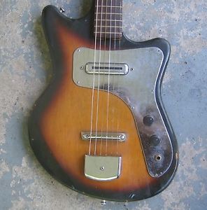 1960s Suzuki Electric Guitar. Funky Japanese Guitar. And It Works Too!