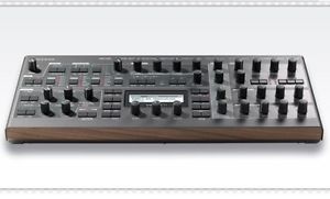 ACCESS Virus TI2 Desktop Synthesizer - Immaculate condition