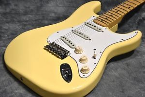 Fender USA Yngwie Malmsteen Signature Stratocaster Used Electric Guitar F/S