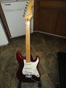 Nice 1983 USA Vintage Fender Strat, Candy Apple Red, Smith Era w/Tremolo OHSC