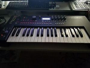 Elektron Analog Keys Keyboard Synthesizer