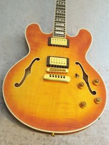 Heritage H-555 '90 Hollow body type electric guitar, a1372