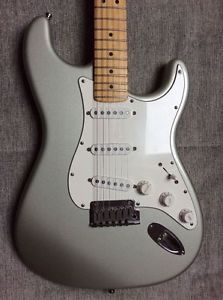 USA Fender Stratocaster American Standard  with maple neck + Case