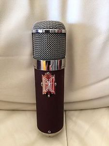BeesNeez Arabella Tube Condenser Microphone