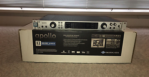 Universal Audio Apollo Firewire Interface with QUAD Processing (Silver)