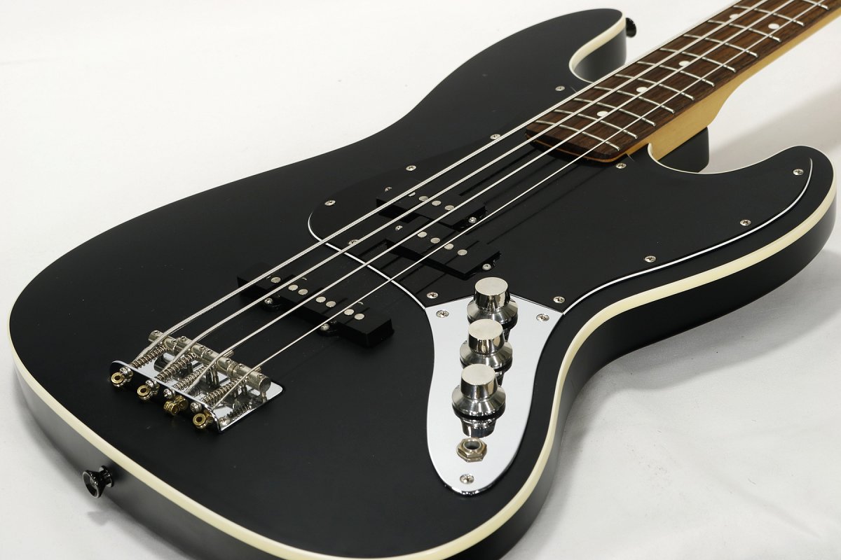 Used Fender Japan / Aerodyne Jazz Bass AJB-66 Black Satin Fender Japan