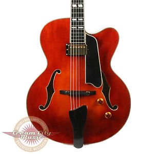 Brand New Eastman AR580CE-HB Archtop Electric Guitar in Honey Burst with Case