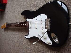 Fender Stratocaster ST-62LH(Lefty) - Black. Crafted in Japan 2004-5