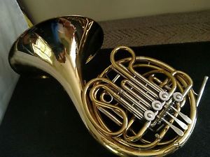 Holton H-378 Double French Horn with F.E.Olds Hard Case and Holton Farkas MPC