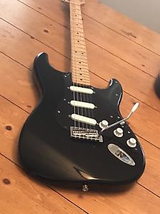 Fender Stratocaster W/ Pink Floyd, David Gilmour EMG Tone & Looks