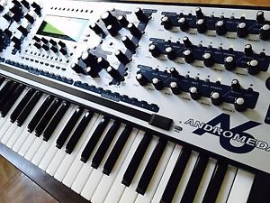 Alesis Andromeda A6 Analog Synthesizer Synth with original manual and case