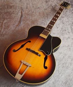 Gibson L-7C w / PU Sunburst Used  w/ Hard case