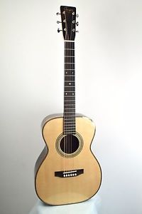 Acoustic Guitar Hand Made 0-28 Brazilian Rosewood Martin Style