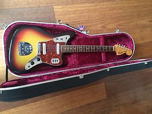 VINTAGE 1966 Fender Jaguar electric guitar  Sunburst + OHSC