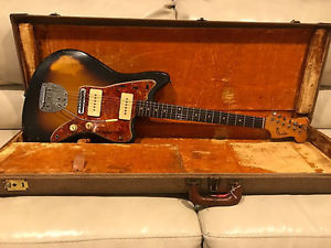 1961 Fender Jazzmaster - Sunburst w/ OHSC