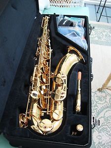 Yamaha YTS 62 Professional Tenor Saxophone Mint Played Only Twice