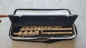 Azumi AZ2000RBE Flute. Barely used! Beautiful condition.